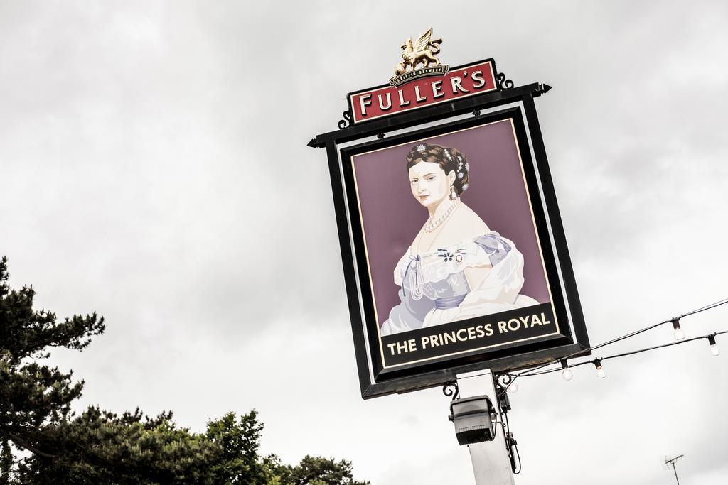 The Princess Royal Farnham  Εξωτερικό φωτογραφία